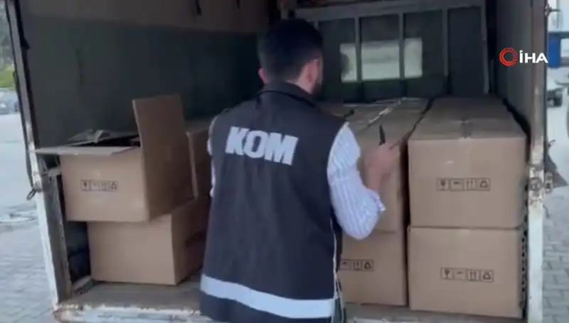 Portakal Çiçeği Karnavalı'na İhanet Planı: Polis Zanlıları Yakaladı!