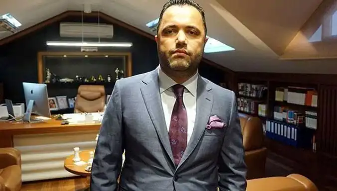 Rezan Epözdemir'in Tutuklanması: Avukat Kimdir ve Neler Yaşandı?