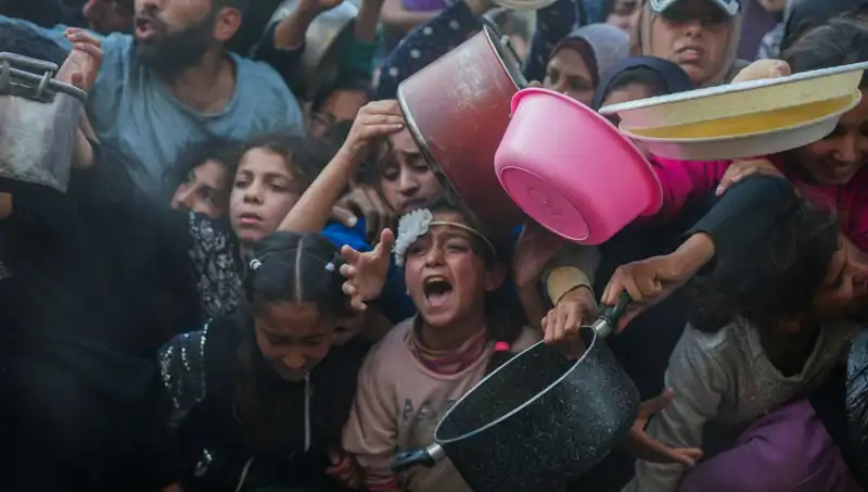 Gazze'de Derinleşen Açlık Krizi: Un Stokları Tükendi, Halk Zor Durumda
