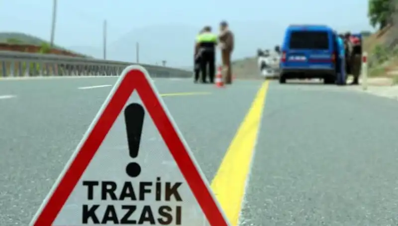 Bitlis'te İki Ayrı Kazada 19 Kişi Yaralandı: Detaylar ve Gelişmeler