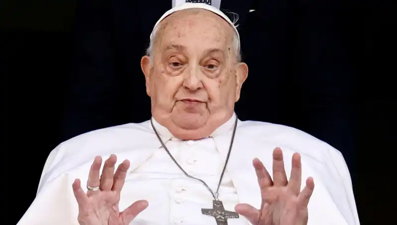 Papa Francis'in İnanılmaz Hayatta Kalma Hikayesi: Ölümden İki Kez Döndü