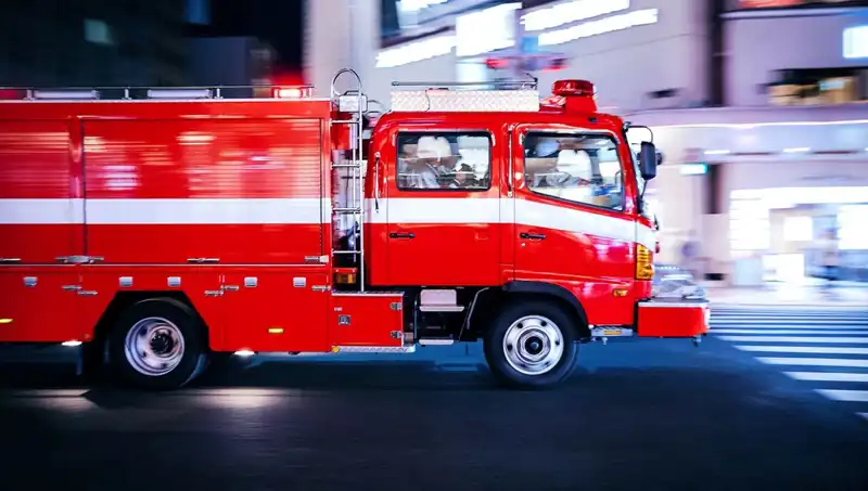 Tokyo'da Yangın Korkutu, İki Kişi Yaralandı!