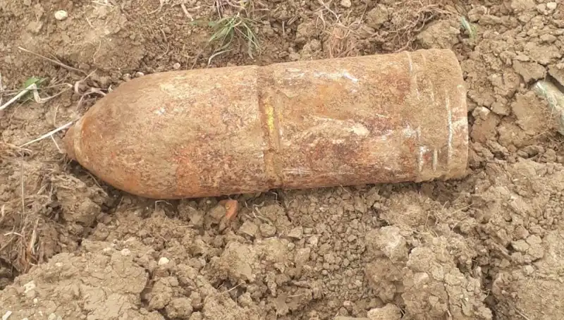 Çanakkale'de Savaş Yıllarının İzi: Patlamamış Top Mermisi Bulundu!