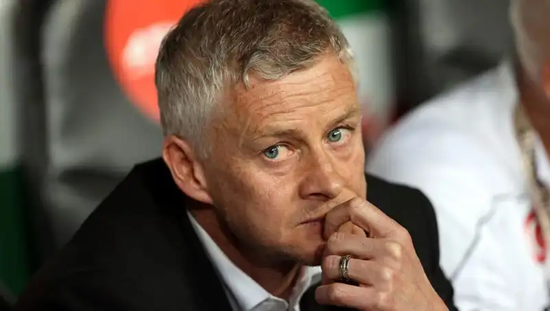Solskjaer'ın Hayal Kırıklığı: Yönetim Yeni Bir Strateji Belirledi