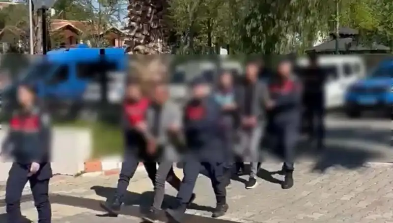 Aydın'da Şok Olay! Gasptan Kurtulmaya Çalışırken Hayatı Tehlikeye Atıldı