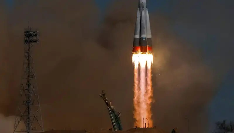 Uzaya Fırlatılan Soyuz MS-27: Tarihi Yolculukta Bir Amerikalı ve İki Rus Astronot