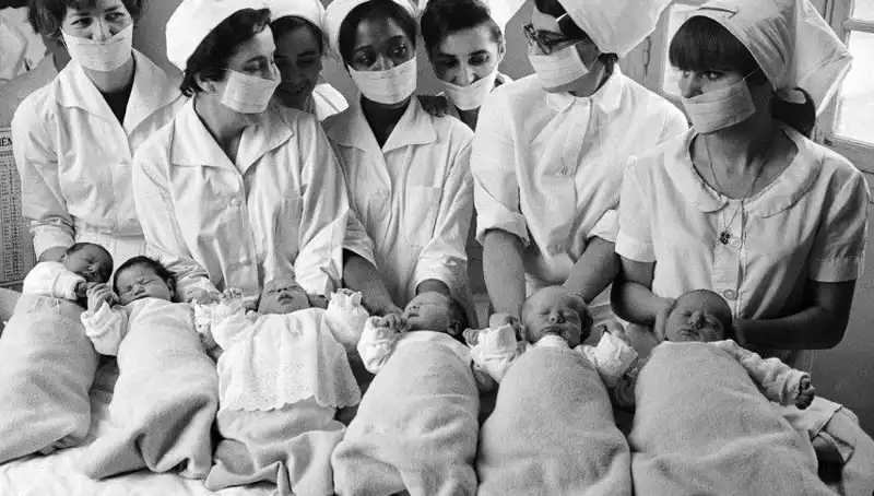 70 Yıl Önce Hastanede Karıştı, Kardeşiyle DNA Testiyle Tanıştı